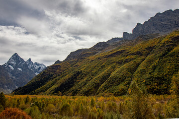 autumn in the mountines