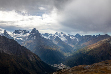 autumn in the mountines