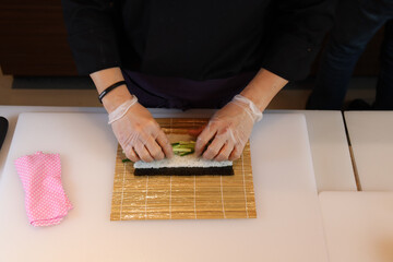 making sushi