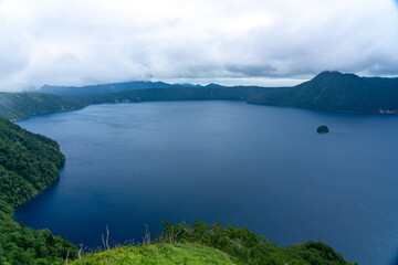  雲の広がる夏の摩周湖 第三展望台 北海道