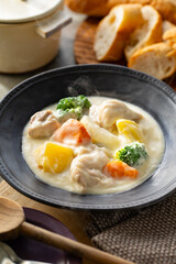 White cream stew.
Image of a delicious cream stew.


