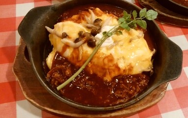 It is a Japanese food that is popular in Japan and liked by Japanese people.