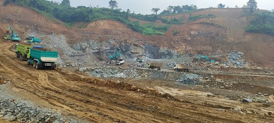 a combination of beautiful nature and the world of mining  © ucokjasti