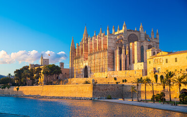 The Cathedral of Santa Maria of Palma and Parc del Mar, Palma, Majorca, Spain © proslgn