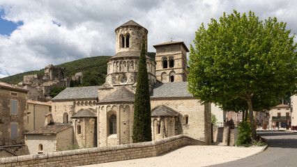 Abbatiale Sainte-Marie &agrave; Cruas 