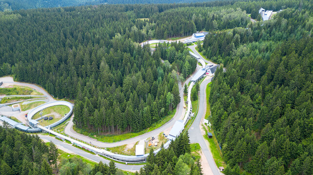 Rennschlitten- und Bobbahn Altenberg im Sommer