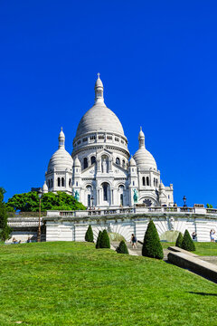 Fototapeta Basilica of the Sacré Couer of Montmartre - Paris - France