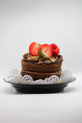Chocolate cake with strawberries