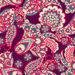 Paisley and ethnic flowers seamless vector pattern. floral vintage background