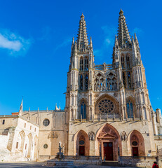 Fototapeta premium CATEDRAL DE BURGOS EXTERIOR 2024