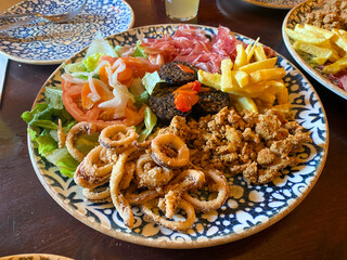 plato combinado típico de burgos 2024