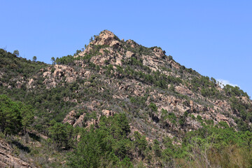 Steinfelsen und Gebirge auf Korsika