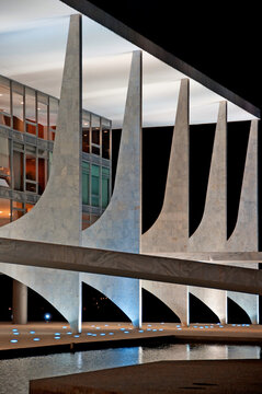 Planalto Palace - Headquarter of the Brazilian Goverment - Oscar Niemeyer Project - Bras&iacute;lia, Brazil, 2015