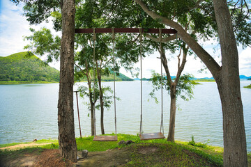 ケーンクラチャンダムの風景　ペッチャブリー・タイ　Kaeng Kra Chan Dam at Phetchaburi　แก่งกระจาน