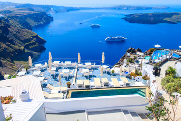 Fototapeta premium Houses and sea, Santorini Island in Greece