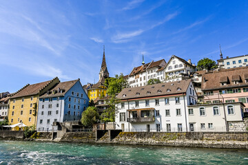 Stadt Baden, katholische Kirche, Altstadt, Altstadthäuser, Holzbrücke, Limmat, Fluss, Flussufer,...