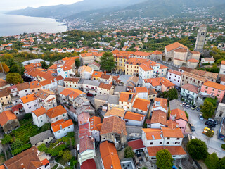 Obraz premium Drone view of the old town of Kastav in Croatia. Distant panorama of the coastline of the Istrian peninsula 