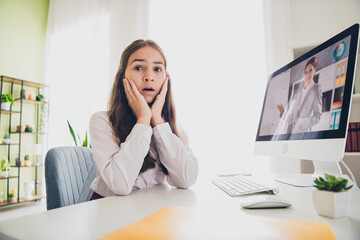 Obraz premium Photo portrait of cute teen schoolgirl elearning computer frightened wear uniform home education concept school interior