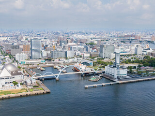 Obraz premium 名古屋港の湾岸埠頭の空撮（2024年8月）