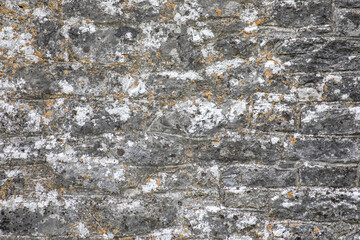 Natural stone wall