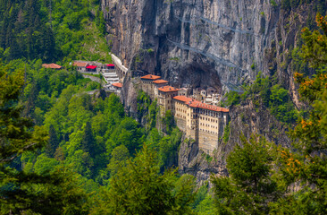 Fototapeta premium Sumela Monastery (Turkish: Sümela Manastırı) is a Greek Orthodox monastery, in the Maçka district of Trabzon Province in modern Turkey.