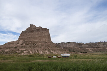 Large rock formation and wagon at Scotts Bluff National Monument, Nebraska