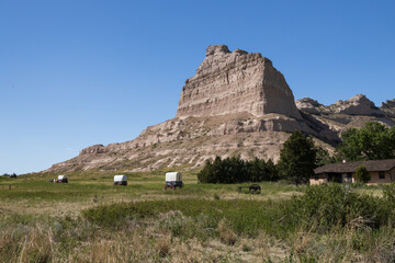 Large rock formation and wagon at Scotts Bluff National Monument, Nebraska