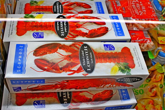 ALDI SEA MAZZ Lobster boxes closeup supermarket