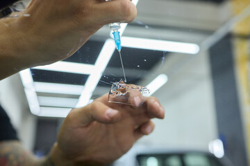 Installing windshield on a car with automotive design