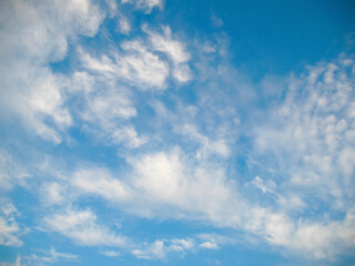 Obraz premium white gray clouds against blue sky