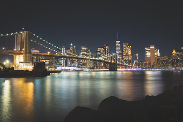 Fototapeta premium Overlooking Lower Manhattan from Brooklyn