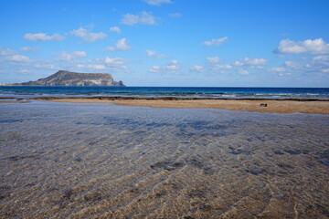 shoaling beach and clear water
