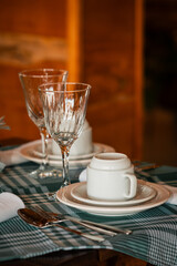 table setting in restaurant