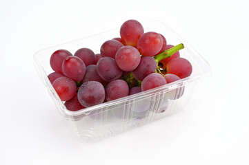 ビニール容器に入った葡萄