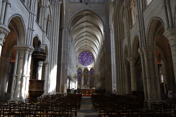 Obraz premium La cathédrale Notre Dame de Laon, cathédrale gothique, ville de Laon, département de l'Aisne, France