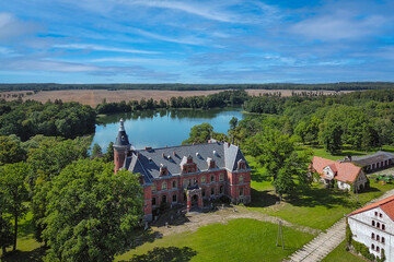 Obraz premium Historic palace in Klecewo, Poland.
