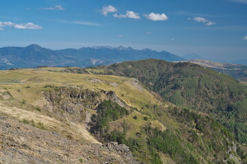 美ヶ原から八ヶ岳連峰と富士山を望む