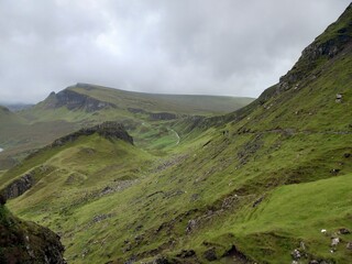 Quiraing walk Ilse of Skye Schotland Green holiday