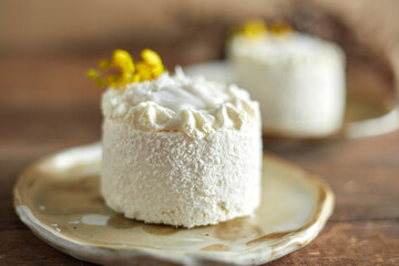 homemake coconut cake