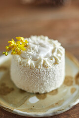 homemake coconut cake