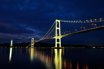 Obraz premium 白鳥大橋夜景