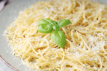 Spaghetti with italian cheese pecorino romano	