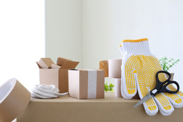 引越し準備の道具のイメージ