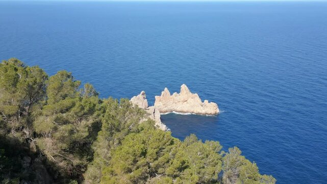 Ses Torretes, islotes en la isla de Ibiza.