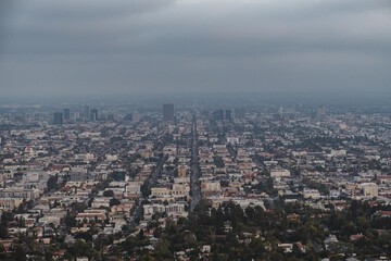 Obraz premium View over Los Angeles from Griffith Observatory