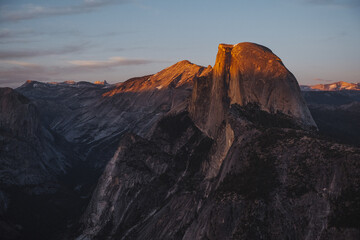 Fototapeta premium Halfdome in Sunset, Yosemite National Park California