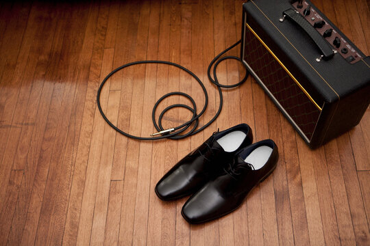 Dress Shoes by Amplifier