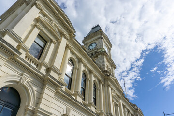 Oamaru's Victorian buildings, beaches, and Otago's coastal views. Nature, history, Victorian architecture, New Zealand's South Island, rchitecture enthusiasts, urban explorers, and history buffs 