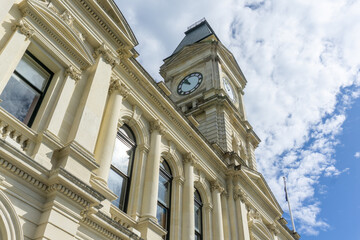 Oamaru's Victorian buildings, beaches, and Otago's coastal views. Nature, history, Victorian architecture, New Zealand's South Island, rchitecture enthusiasts, urban explorers, and history buffs 