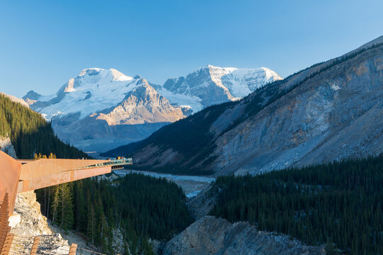Columbia Icefield Skywalk. Snow-covered Rocky Mountains in the background. Jasper National Park, Alberta, Canada.